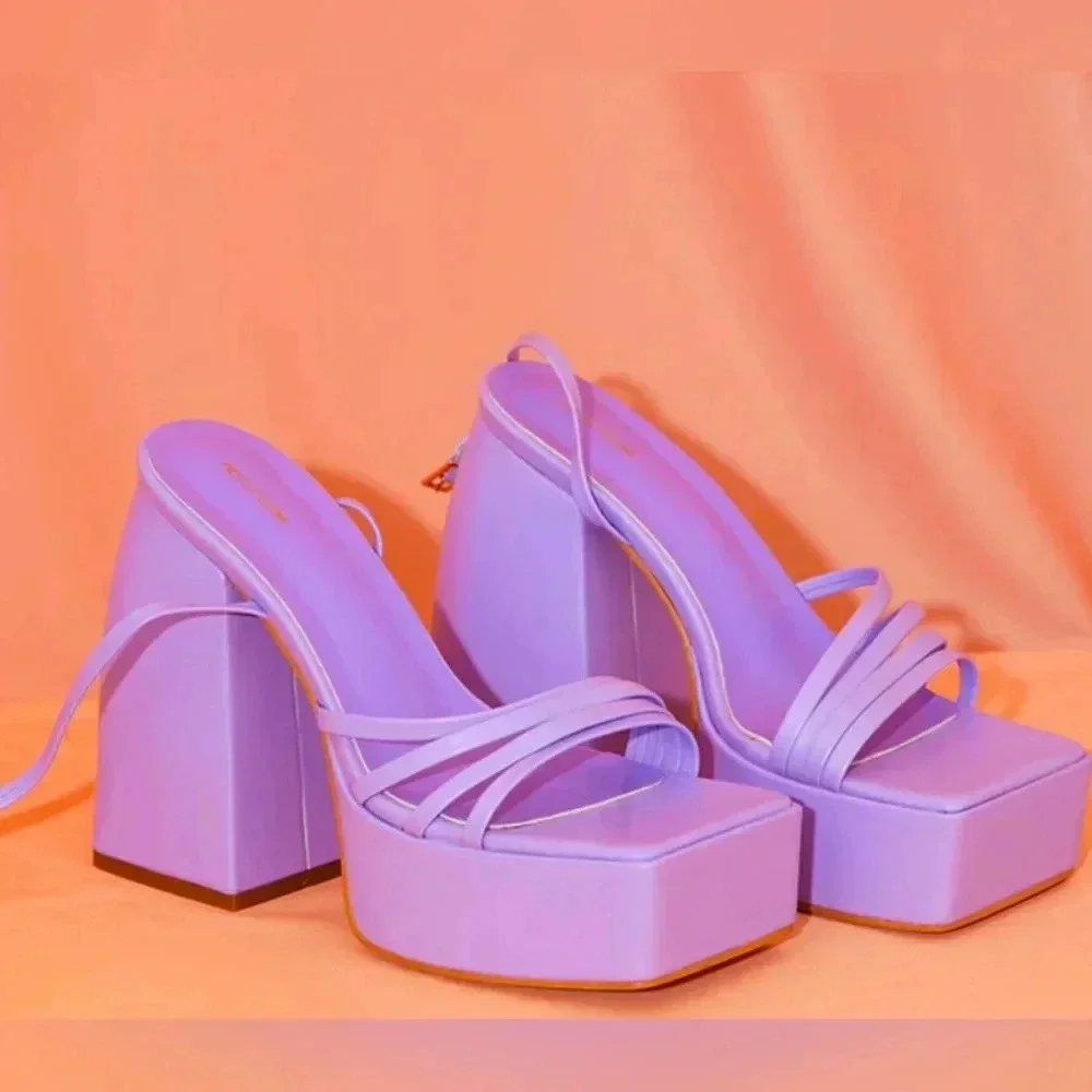 LILAC PU SQUARE TOE PLATFORM STRAPPY HEELED SANDALS - Picture 1 of 2